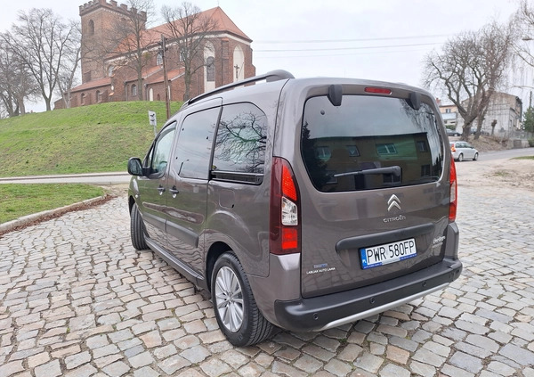 Peugeot Partner cena 31900 przebieg: 340000, rok produkcji 2015 z Pyzdry małe 121
